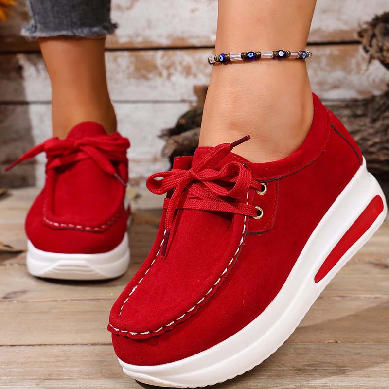 Eirwen - Cushioned Platform Lace Up Sneakers