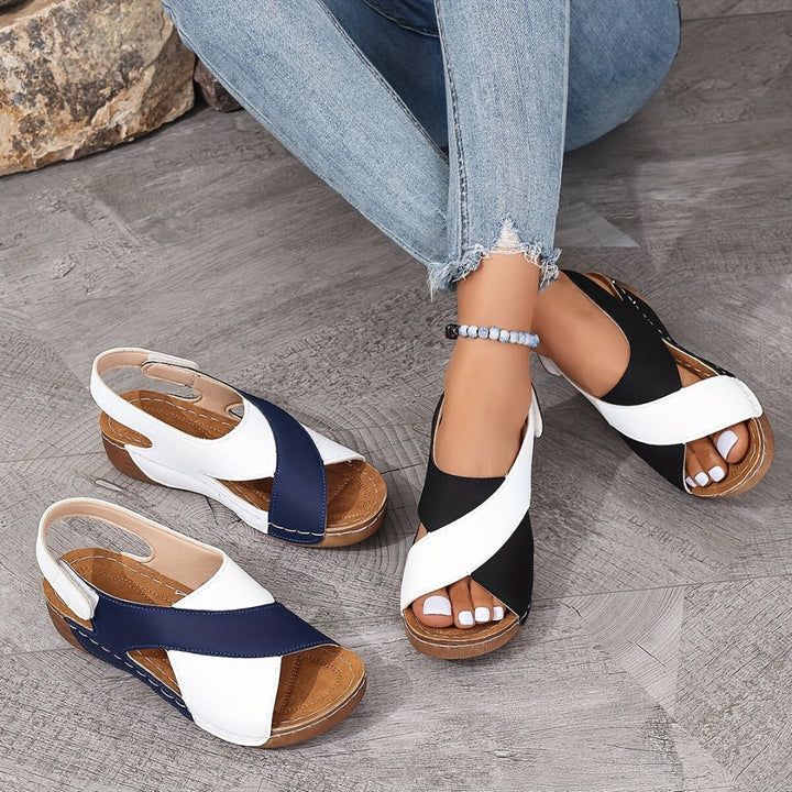 Gela - Open-Toe Comfort Sandals