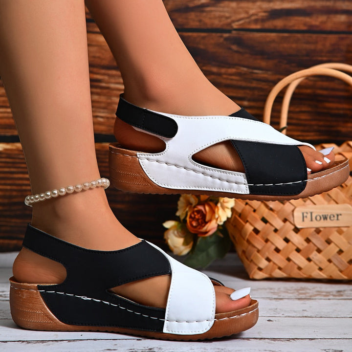 Gela - Open-Toe Comfort Sandals
