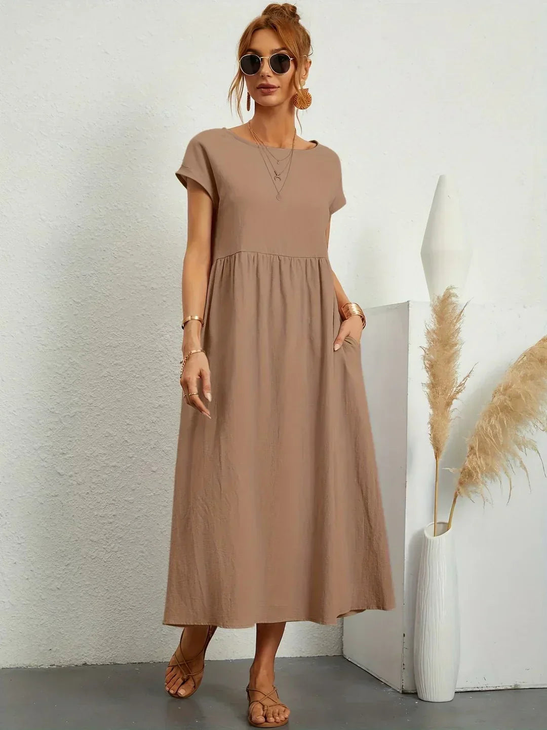 Keiraen - Soft-Touch Elegant Dress