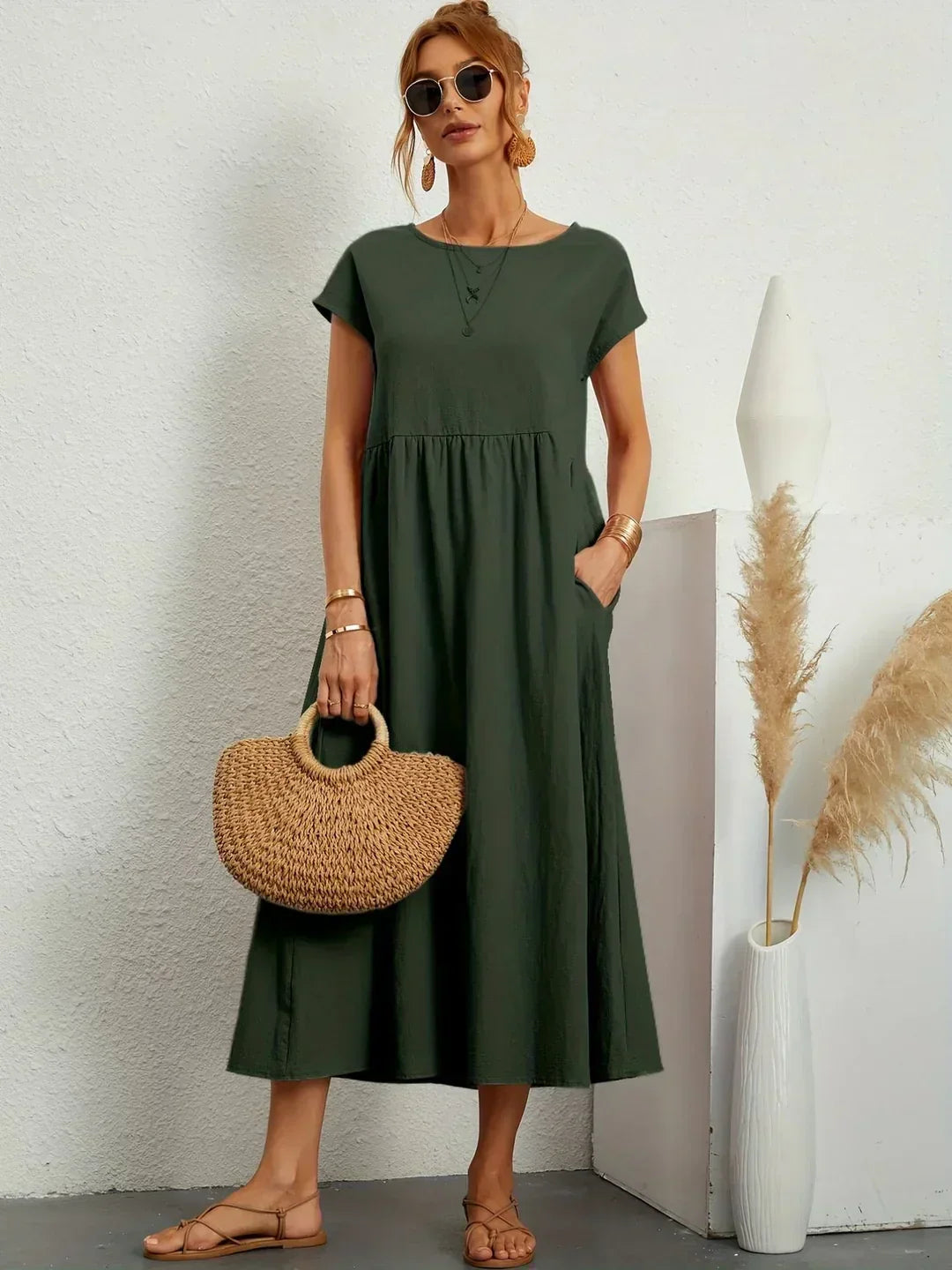 Keiraen - Soft-Touch Elegant Dress