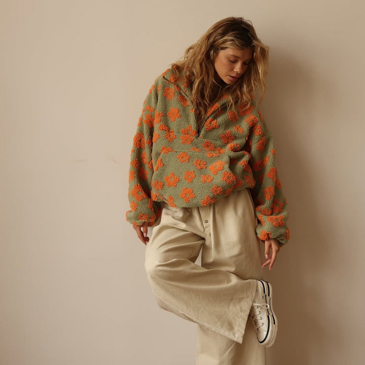Clemency - Cozy Floral Fleece Pullover