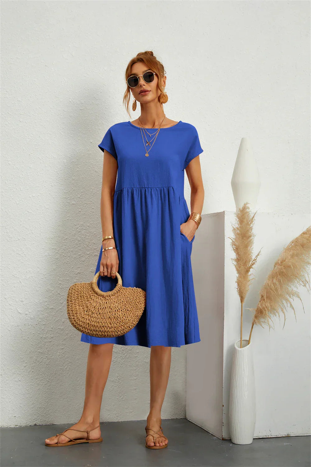 Avenyra - Soft-Touch Pocket Dress