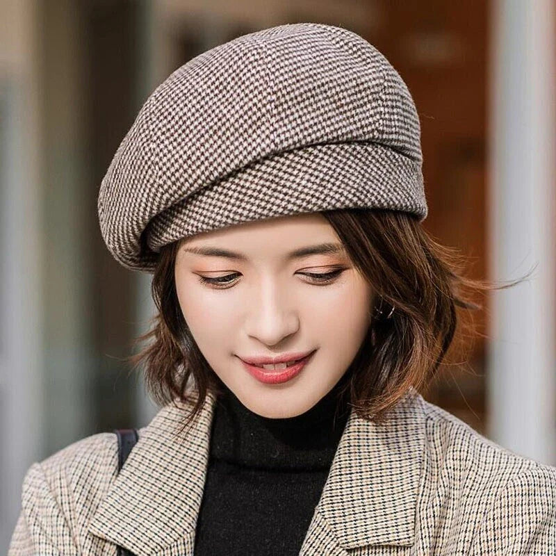 Leneva - Soft-Touch Hat