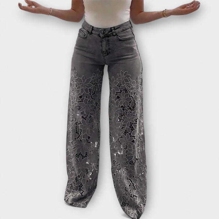 Elenai - Premium Lace-Patchwork Jeans